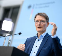 Karl Lauterbach (SPD), Bundesminister für Gesundheit Foto: Bernd von Jutrczenka/dpa