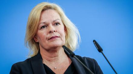 Nancy Faeser (SPD), Bundesministerin für Inneres und Heimat, wird wegen ihres Vorgehens kritisiert.