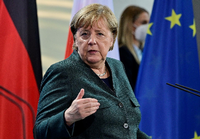 Die geschäftsführende Kanzlerin Angela Merkel (CDU) bei einem Treffen mit dem polnischen Ministerpräsidenten. Foto: dpa/John Macdougall