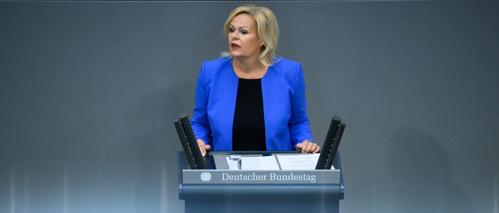 Nancy Faeser im Bundestag: Wie lange ist sie noch Innenministerin? 
