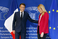 Macron initiierte die Konferenz, wie auch EU-Parlamentspräsidentin Roberta Metsola befürwortet er einen Verfassungskonvent. Foto: Ludovic Marin/Reuters