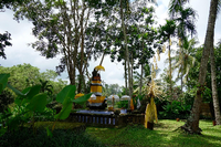 Kleiner Tempel auf dem Areal des Como Shambala Resort. Foto: Ulf Lippitz