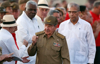 Raul Castro gibt das Amt des Parteivorsitzenden ab. Foto: Alejandro Ernesto/Reuters