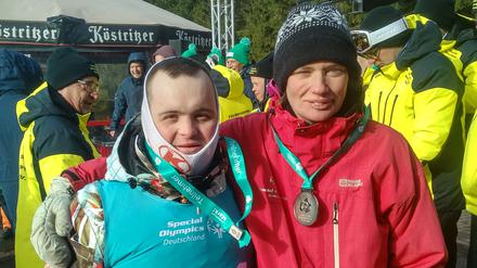 Daniel Bergner (l.) und Anne Richter nahmen in Oberhof an den Ski-Alpin-Wettbewerben teil.