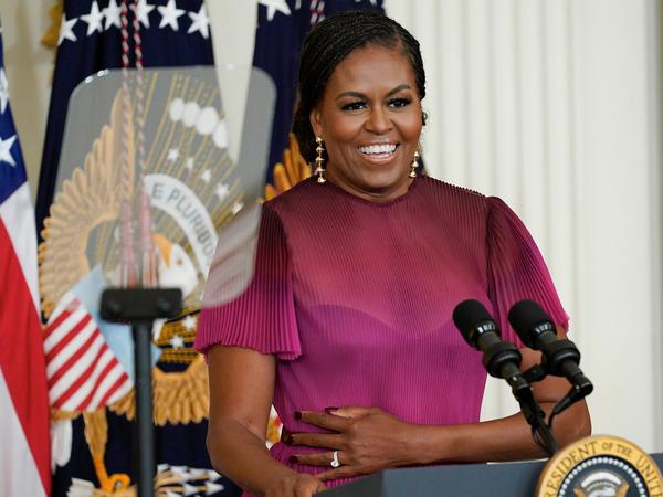 Michelle Obama, ehemalige First Lady der USA, kommentierte bei „Stern“ und „RTL“ die politische Lage im Land.