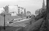 Nächster Halt Prenzlauer Allee: Ein historischer Blick auf das Eingangsgebäude aus dem Jahr 1979. Foto: picture-alliance/ ZB