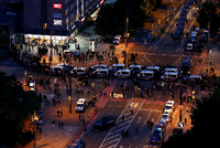 Straßenblockade der Polizei in Chemnitz Foto: REUTERS/Hannibal Hanschke