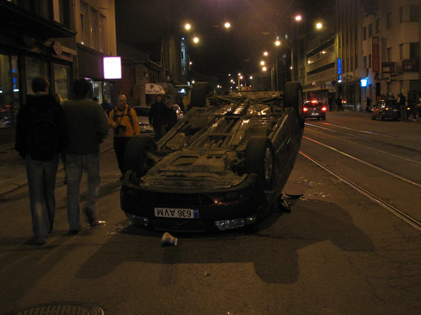 Ein umgestürztes Auto 100 Meter von meiner Schule entfernt - das hätte ich nicht für möglich gehalten, bis ich Zeuge der Ereignisse im April 2007 in Tallinn wurde.