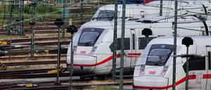 ICE-Züge der Deutschen Bahn (DB) in Hamburg. Im Bundestag wird schon länger über den Umgang mit Huawei diskutiert.