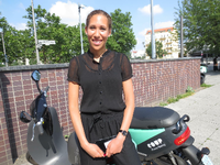 Community-Managerin. Samira Tanko bringt Coup-Kunden bei, wo sie parken dürfen. Foto: Lars Spannagel