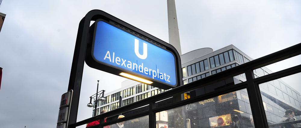 Am Alexanderplatz gibt es gerade einen Baustopp wegen Schäden an der U-Bahn U2. (Archivbild)