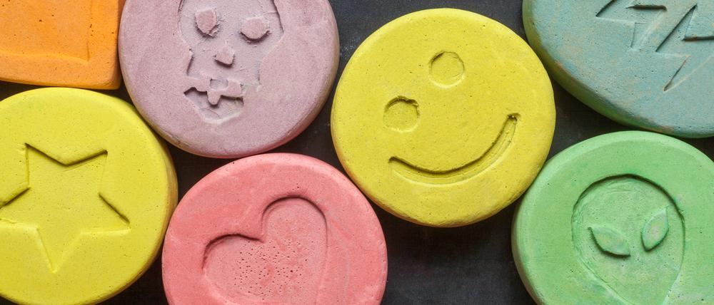 Für die richtige Dosierung ist es wichtig, den MDMA-Gehalt seiner Pille zu kennen. 