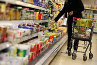 Gut eingekauft? Betrug mit Lebensmitteln ist lukrativ - und wird selten entdeckt. Foto: dpa