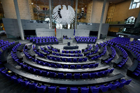 Leeres Haus: Der Plenarsaal im Deutschen Bundestag. Foto: Michele Tantussi/Reuters