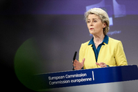 EU-Kommissionschefin Ursula von der Leyen empfiehlt den Kandidatenstatus für die Ukraine. Foto: Kenzo Tribouillard/ AFP