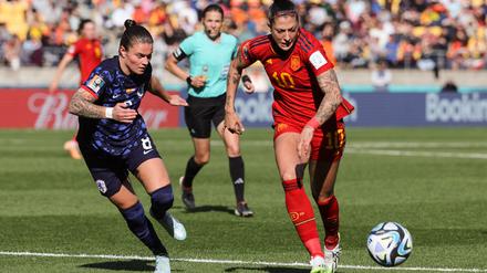 Spaniens Jennifer Hermoso (re.) bereitete das zweite Tor gegen die Niederlande vor und ist unverzichtbar in der Offensive.