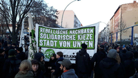 Am Sonnabend demonstriert die linke Szene in Friedrichshain gegen die Polizeiaktion in der Rigaer Straße 94. Foto: Jörn Hasselmann