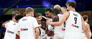 Die deutschen Basketballer stehen nach dem Sieg gegen Lettland im WM-Halbfinale.