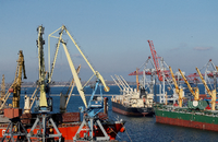 In Odessa, dem letzten von der Ukraine kontrollierten Hafen am Schwarzen Meer, sind Schiffe festgesetzt, die sonst für Getreideexporte genutzt werden. Foto: Valentyn Ogirenko/REUTERS