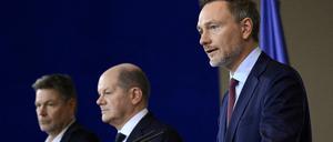 Die Spitzen der Regierungskoalition: Robert Habeck, Olaf Scholz und Christian Lindner.