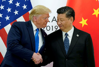 Haben ein angespanntes Verhältnis: US-Präsident Donald Trump (l) und Chinas Staatschef Xi Jinping (Archivbild) Foto: REUTERS/Kevin Lamarque