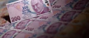 Türkische Banknoten: Die Lira liegt auf einem neuen Rekordtief zum Dollar. 