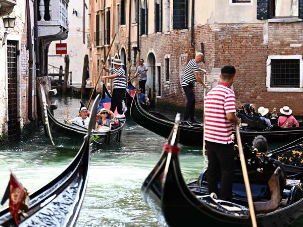 Venedig: An manchen Tagen sind mehr als doppelt so viele Touristen wie Einwohner in der Stadt unterwegs: