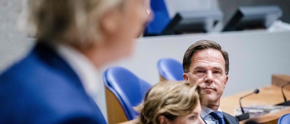 Niederländische Regierung zerbricht an Streit um Asylpolitik