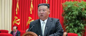 Kim Jong Un will mit den Raketentests und seinem Atomprogramm den Druck auf die Weltgemeinschaft erhöhen (Archivbild).