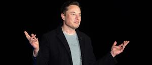 Elon Musk während einer Pressekonferenz in der Starbase-Anlage von SpaceX in der Nähe von Boca Chica Village in Südtexas.