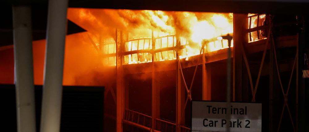 In einem Parkhaus am Londoner Flughafen Luton hatte es Mitte Oktober gebrannt.