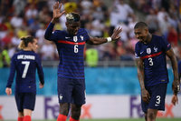 Frankreichs Paul Pogba tanzt nach seinem Traumtor zum 3:1. Danach ging für seine Mannschaft nichts mehr. Foto: Franck Fife/AFP