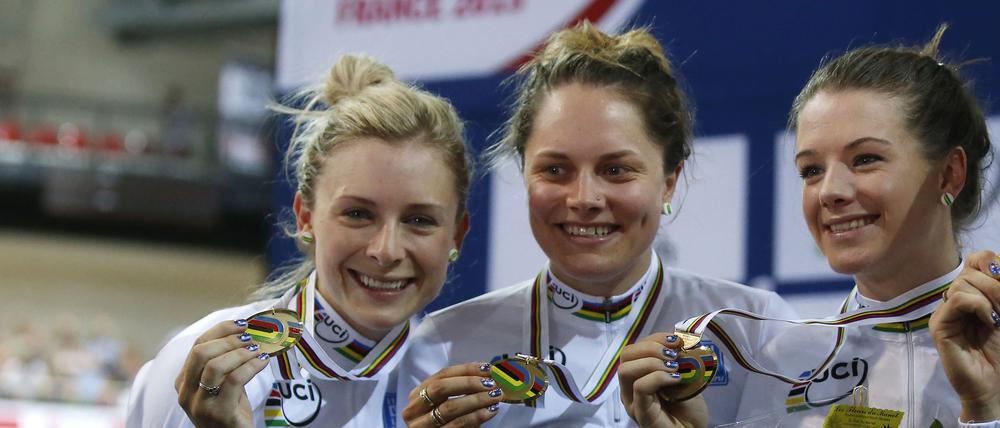 Mehreren australischen Medien zufolge wurde die ehemalige Weltmeisterin und zweimalige Olympiateilnehmerin Melissa Hoskins (li.) in Adelaide von einem Auto angefahren und erlag in der Nacht zum Sonntag (31.12.2023) im Krankenhaus ihren Verletzungen.