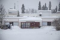 Die Klinik in Ivalo in Nord-Finnland, wo sich zwei chinesische Touristen mit Grippesymptomen am Donnerstagabend meldeten. Foto: Lehtikuva/Tarmo Lehtosalo via REUTERS