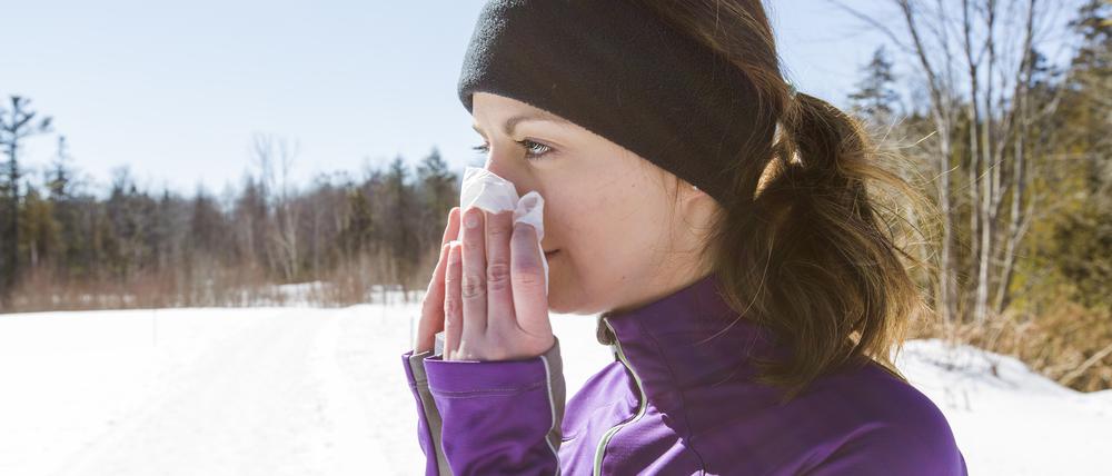 Wer Erkältungssymptome zeigt, sollte besser keinen Sport treiben.