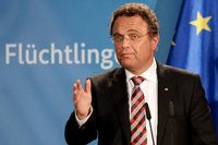Der frühere Bundesinnenminister Hans-Peter Friedrich (CSU) kritisiert die Berichterstattung der Medien Foto: dpa