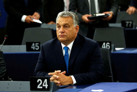 Der "illiberale Demokrat" Viktor Orban ist für die demokratische EU zur Belastung geworden (Archivfoto). Foto: Vincent Kessler, Reuters