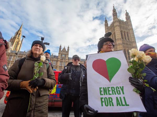 Im Januar gedachten Aktivisten der Menschen in Großbritannien, die den kalten Winter nicht überlebt haben.