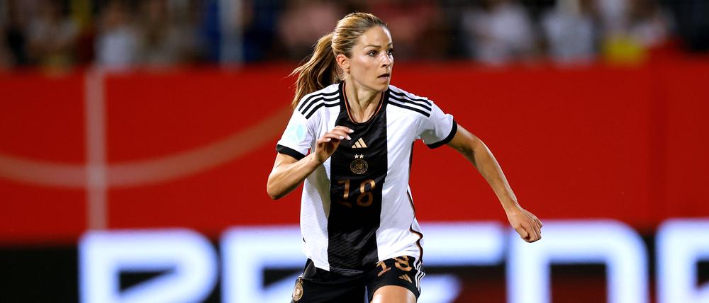Melanie Leupolz am 8. Juli beim Spiel Deutschland gegen Sambia 