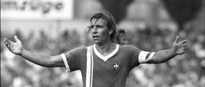 Werder-Legende und Weltmeister. Horst-Dieter Höttges ist im Alter von 79 Jahren verstorben. 