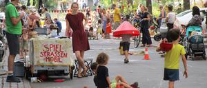 Am 2. August feiert die temporäre Spielstraße in Kreuzberg Jubiläum. Zum 100. Mal wird sie durchgeführt. 