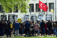 Demonstration in Berlin vor dem Brandenburger Tor beim Internationalen Tag der Pressefreiheit 2017. Foto: Maurizio Gambarini/dpa