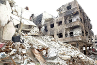 Weit und breit nur Zerstörung: Die UN nennt Jarmuk ein "Todeslager". Foto: YOUSSEF BADAWI/dpa