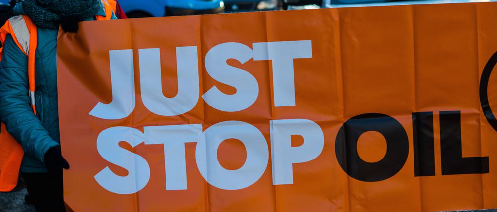 Klimaaktivisten von „Just Stop Oil“ halten den Verkehr in London auf (Symbolbild). 