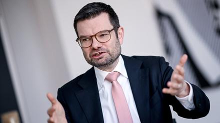 Marco Buschmann (FDP), Bundesminister der Justiz, kritisiert die Klimaschutzbewegung. 