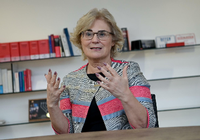 Bundesjustizministerin Christine Lambrecht (SPD) will Kunden auf Staatskosten entschädigen. Foto: dpa