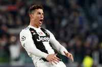 Ronaldo schießt Juve ins Viertelfinale
