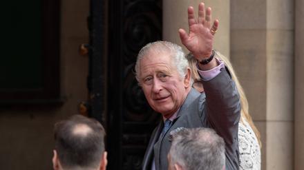 König Charles wird aufgrund einer Krebserkrankung kürzertreten.