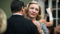 Carol (Cate Blanchett) tanzt mit ihrem Noch-Mann Harge (Kyle Chandler) in einer Szene des fünffach globe-nominierten Films "Carol", der am 17. Dezember in die deutschen Kinos kommt. Foto: dpa