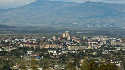 Ein Blick auf Khankendi in Aserbaidschan, das den Armeniern auch als Stepanakert, Karabach, bekannt ist. 